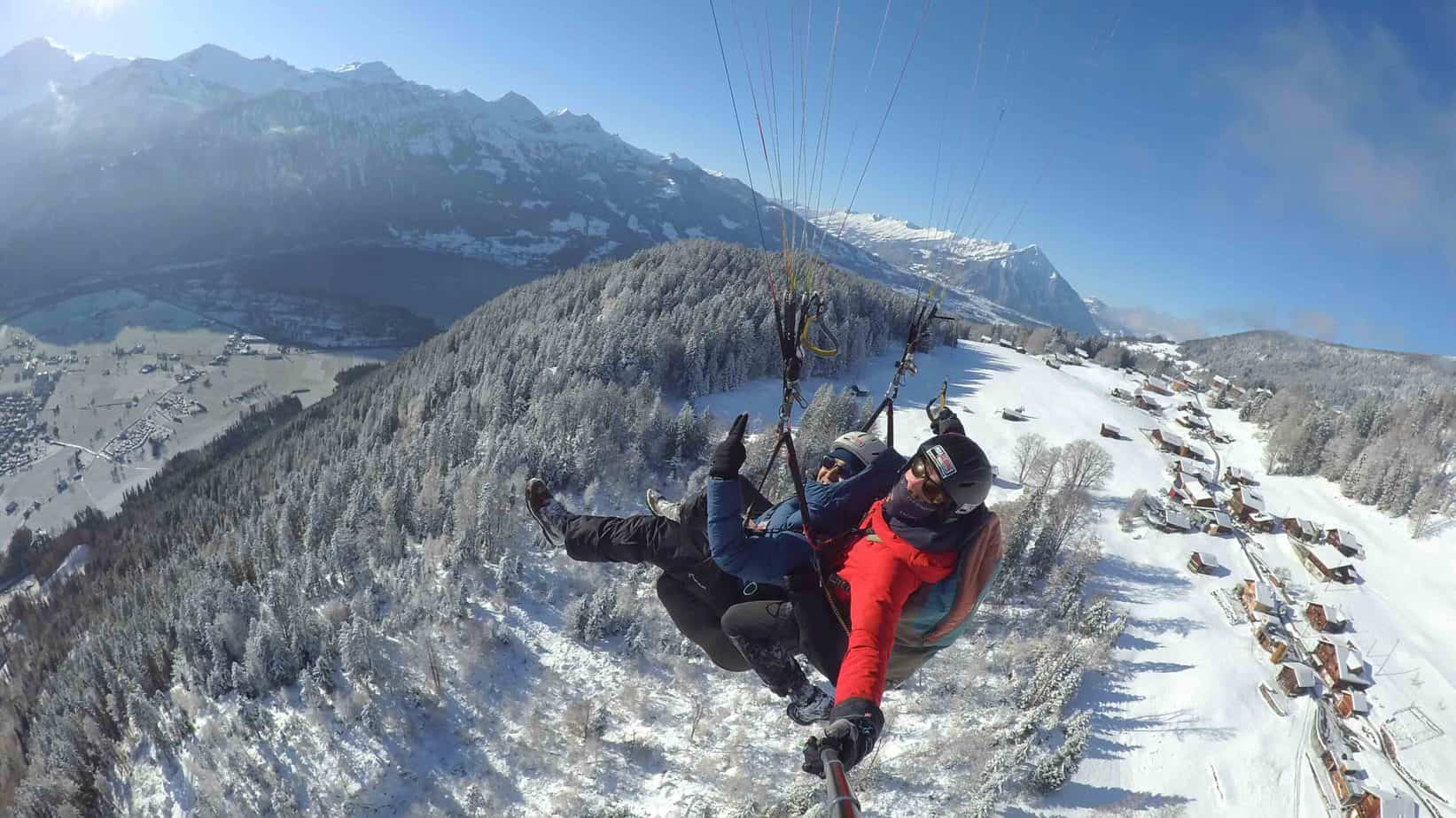 Vuelo biplaza en parapente en invierno 2 Winterflug mit Simon scaled 1