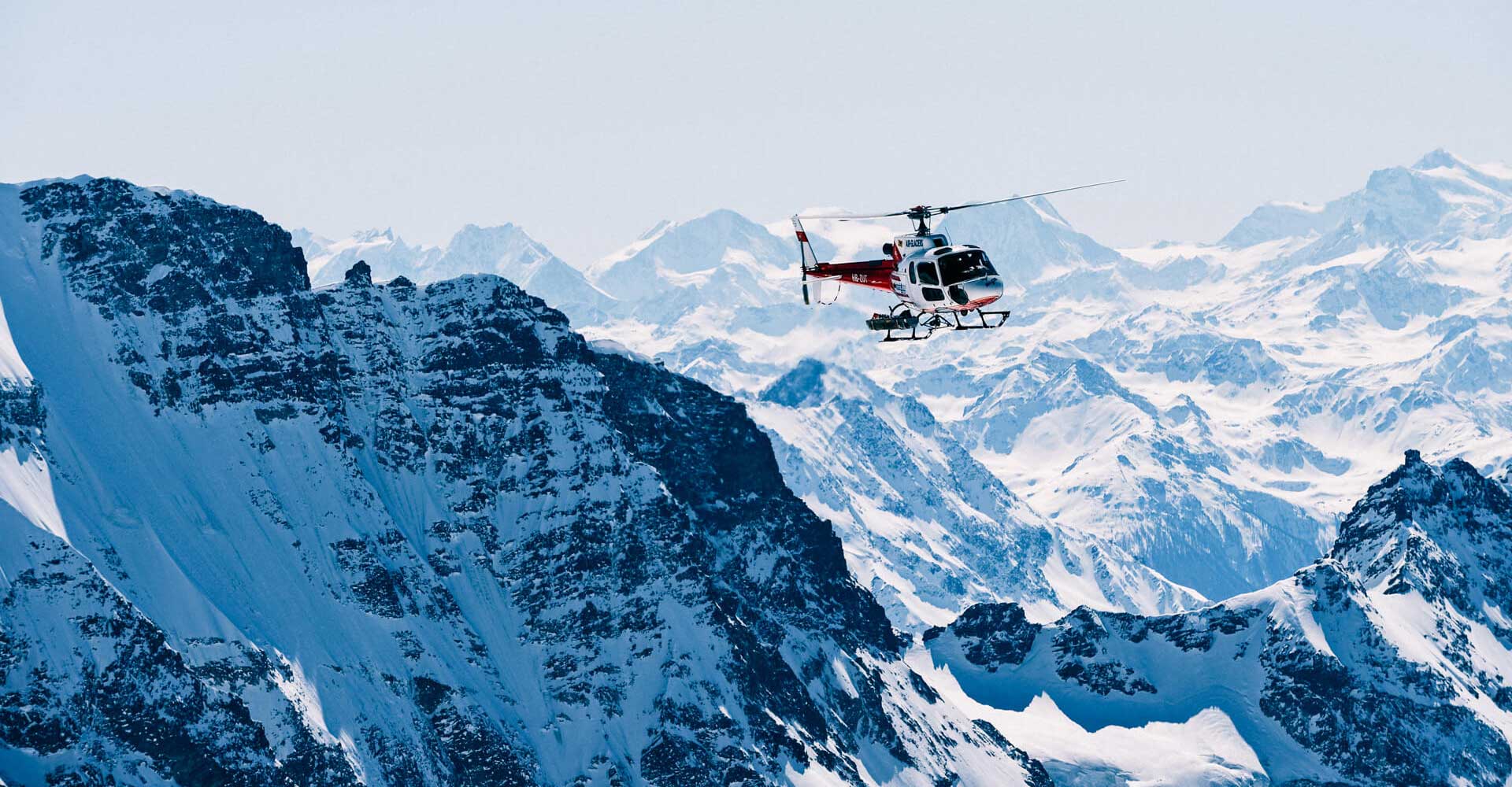 رحلة طائرات الهليكوبتر لمشاهدة معالم المدينة في الصيف 1 heli web
