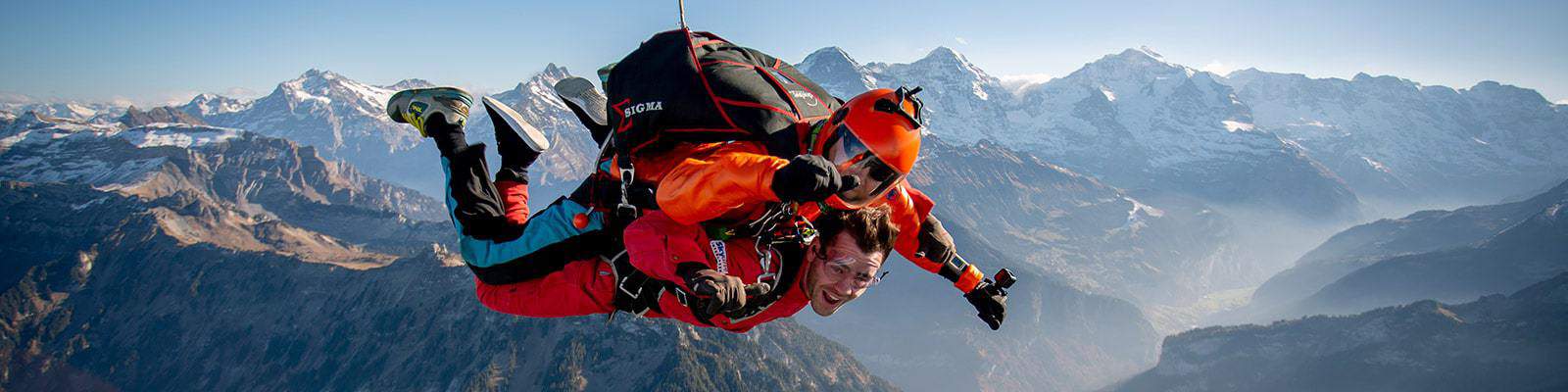 스위스 스카이다이빙 행글라이딩 패러글라이딩 비교 가격 예약방법 1 jumping over swiss alps with skydive interlaken