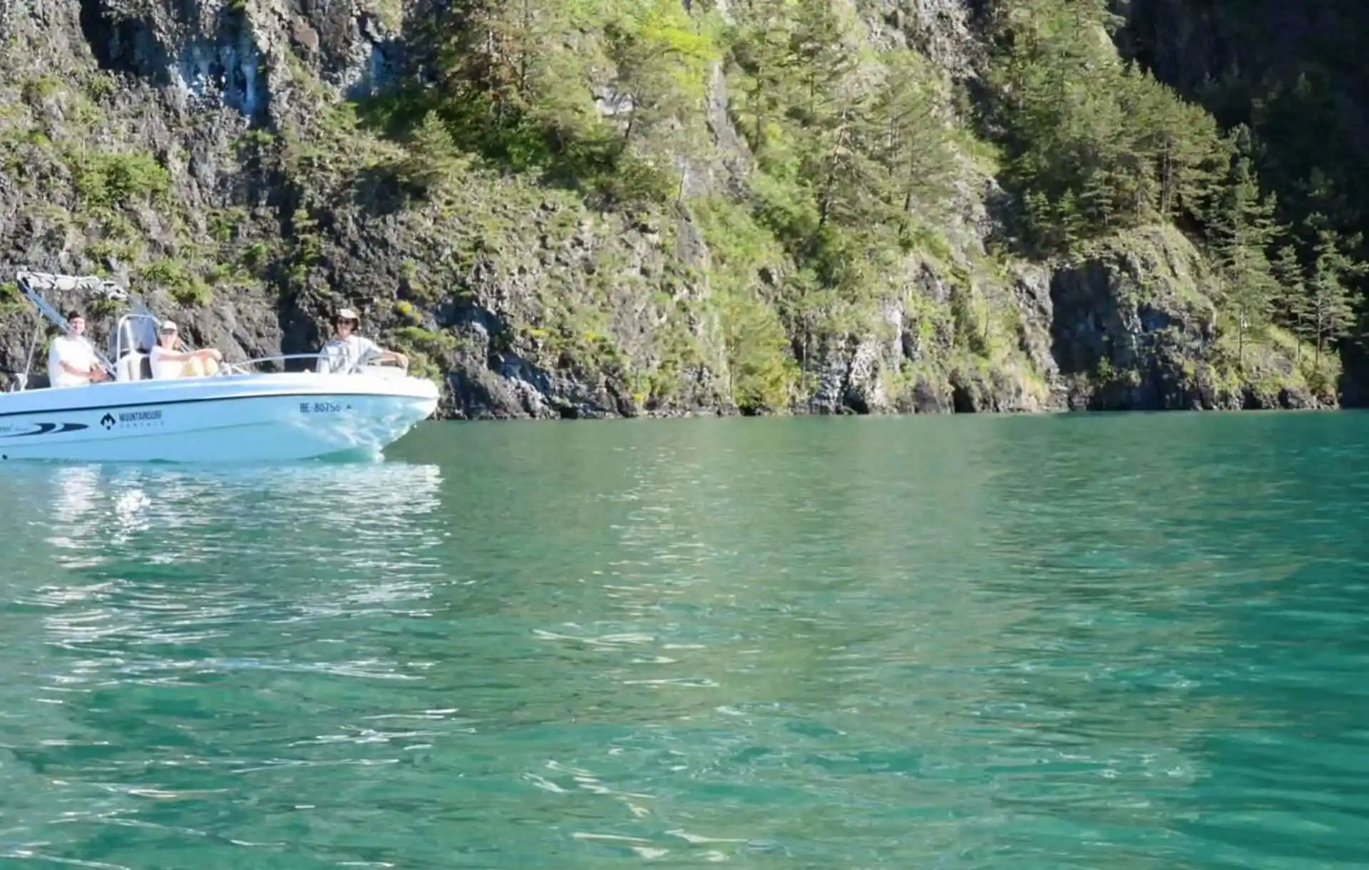 motorboat rental Interlaken 2 ezgif.com jpg to webp converter