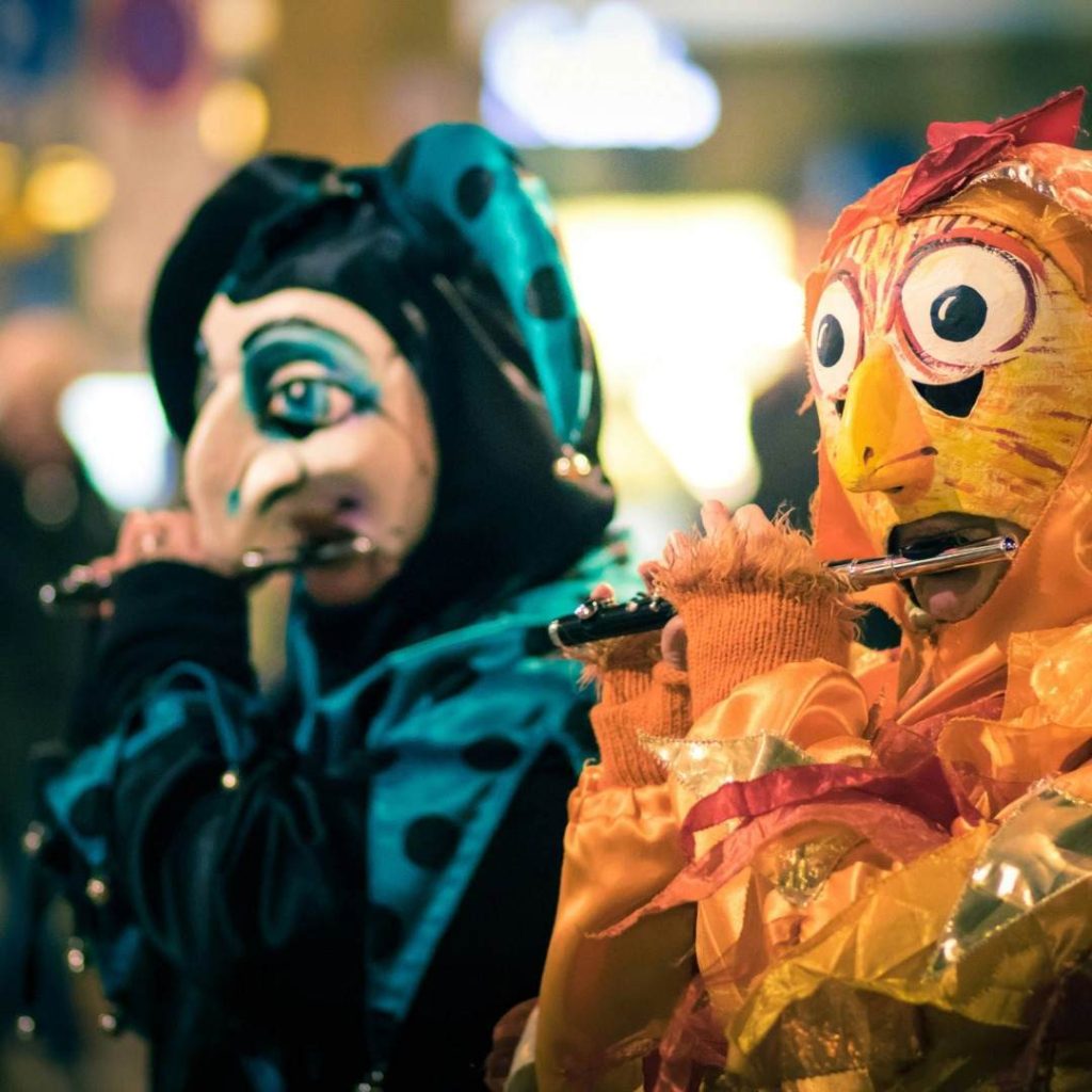 축제에 진심인 스위스인들의 진정한 퍼레이드 “Fasnacht” 2 축제에 진심인 스위스인들의 진정한 퍼레이드 “Fasnacht” - 바젤