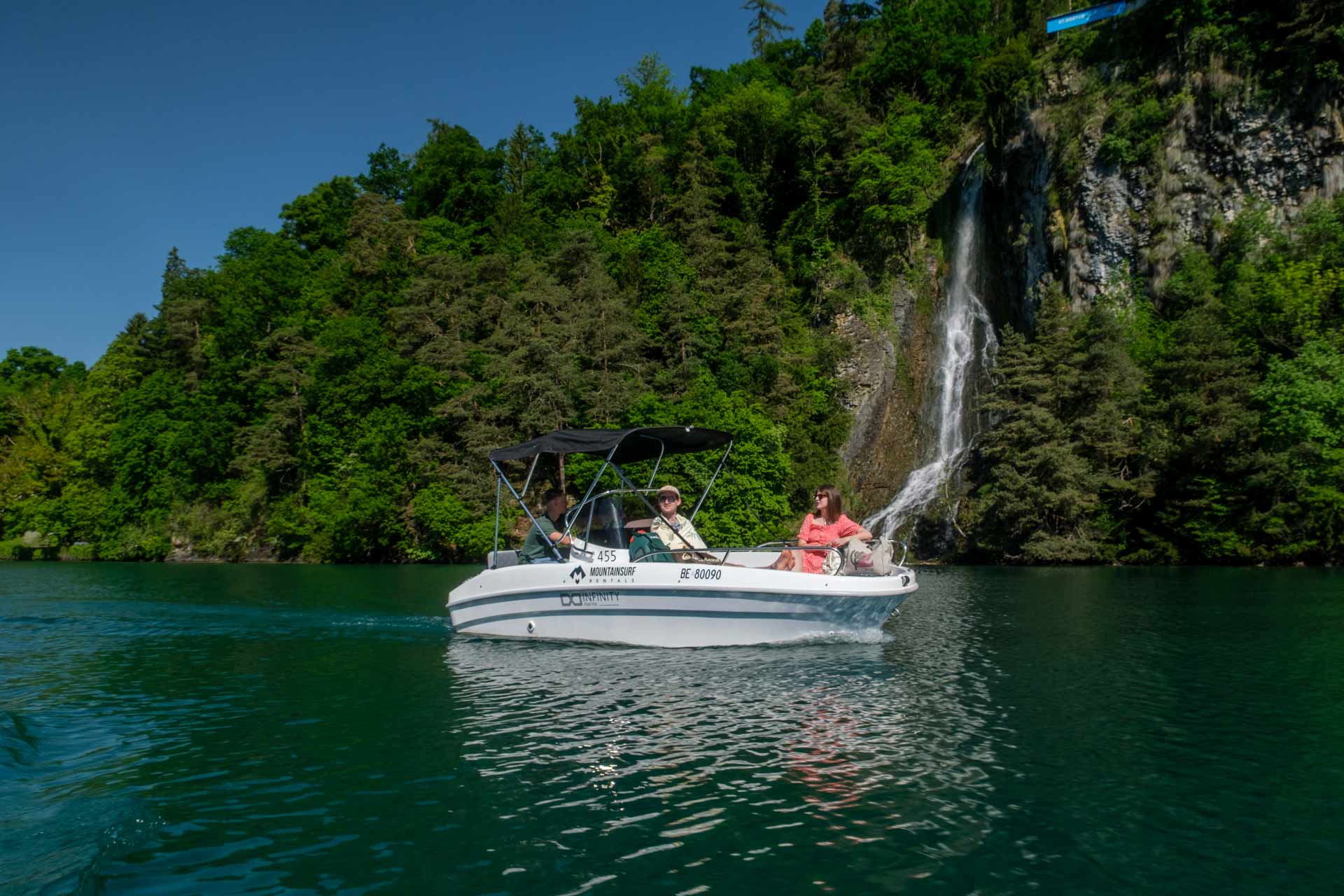 Motorboat rental Lake Thun Interlaken