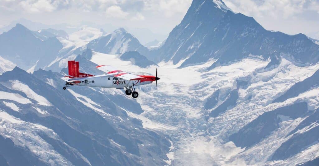Actividades de verano Interlaken parte 2 3 paracaidismo aéreo en suiza