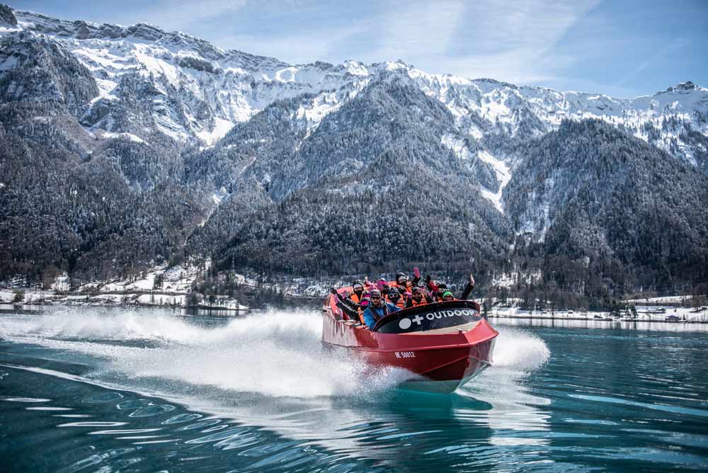 Actividades de invierno Interlaken Parte 4 2 actividades de invierno en Interlaken Jetboat lago de Brienz