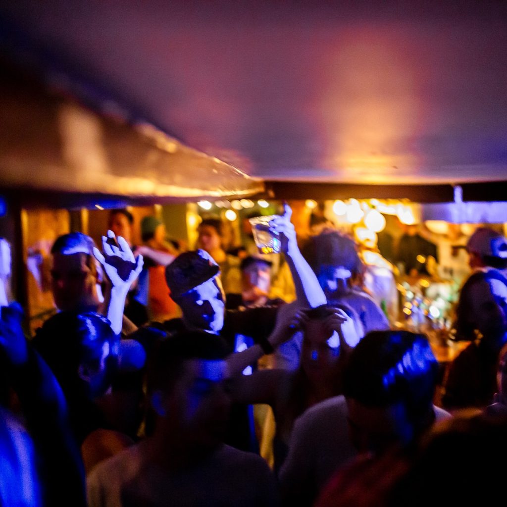 festa al jamming corner di interlaken