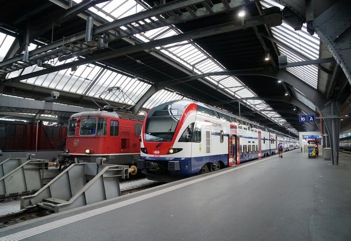 Tren de Zúrich a Interlaken