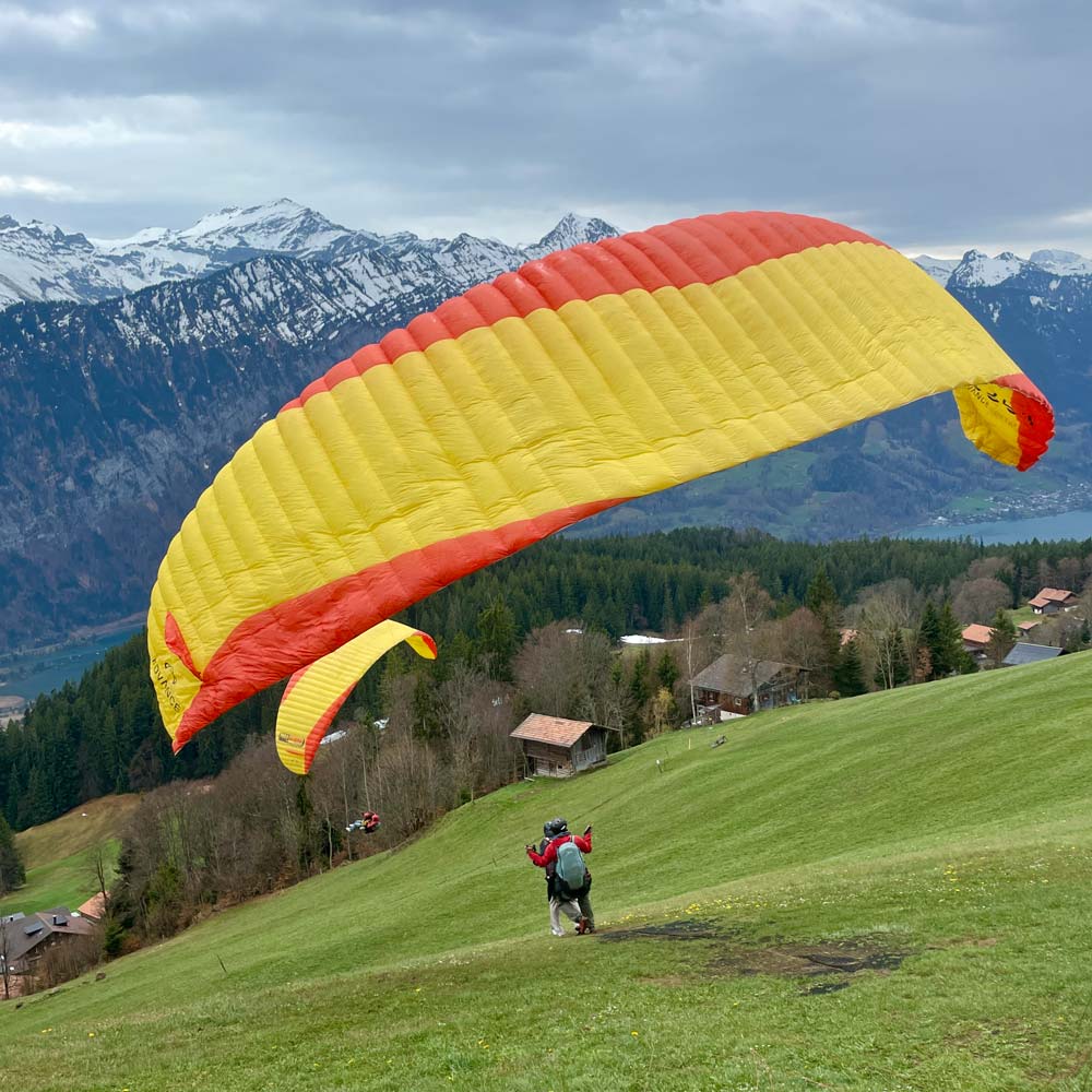 Si può andare in parapendio? 2 Decollo del parapendio Svizzera